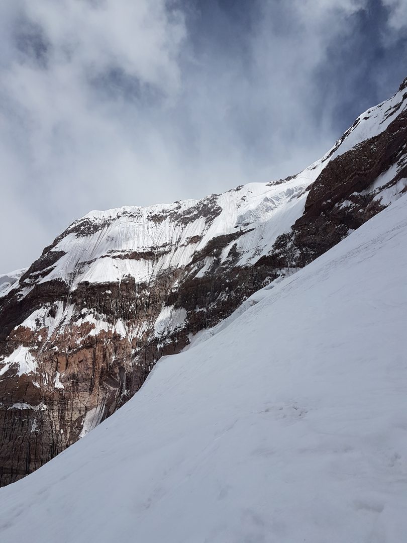 Los mixtos y la pala Messner, tomados desde al glaciar Superior.