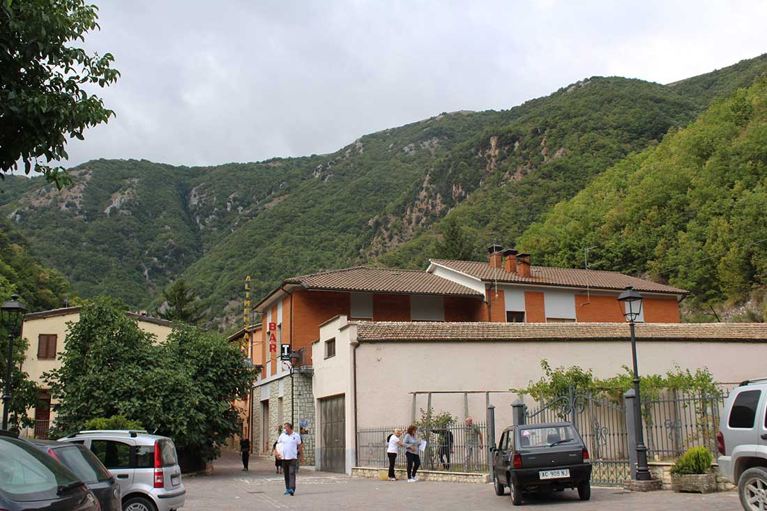 Monte Cavallo, uno de las comunas afectadas, se reconstruye con el esfuerzo de sus pobladores.