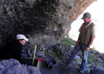 CAZADORES HACE 7.000 AÑOS EN LAS CUEVAS