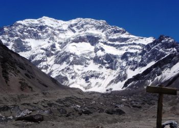 Aconcagua visto desde Plaza Francia.