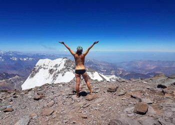 Aconcagua, el gigante americano, una de las montañas más "guiadas" en su corta temporada.