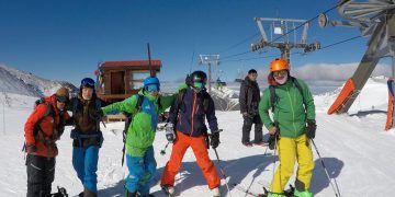 Los cuyanos y suizos en el centro de ski La Hoya, Esquel, Chubut. (Foto: Fotón Producciones)