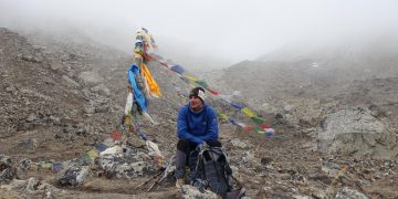 Juan Pablo Sarjanovich en 2017 en el campo base de la cara Sur del Kanchenjunga.