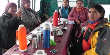 ACONCAGUA: LAS CHOLITAS ESCALADORAS VAN RUMBO A CAMPO CÓLERA