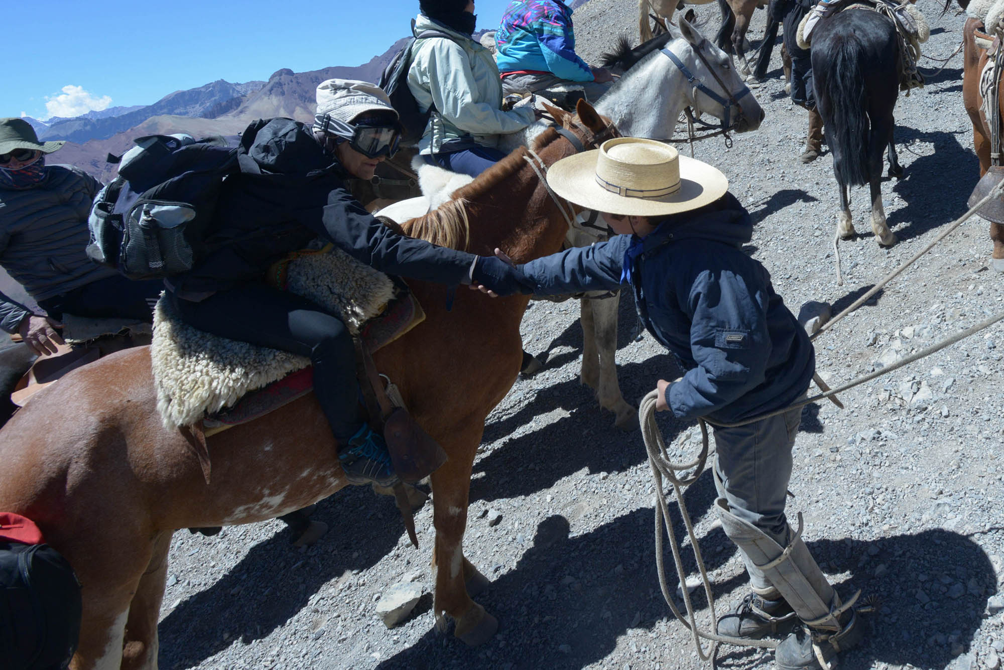 Cruce de los Andes. Con el objetivo logrado, es todo alegría y emoción. (PH: Andrómeda agencia)