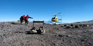 Rescatan a un japonés.