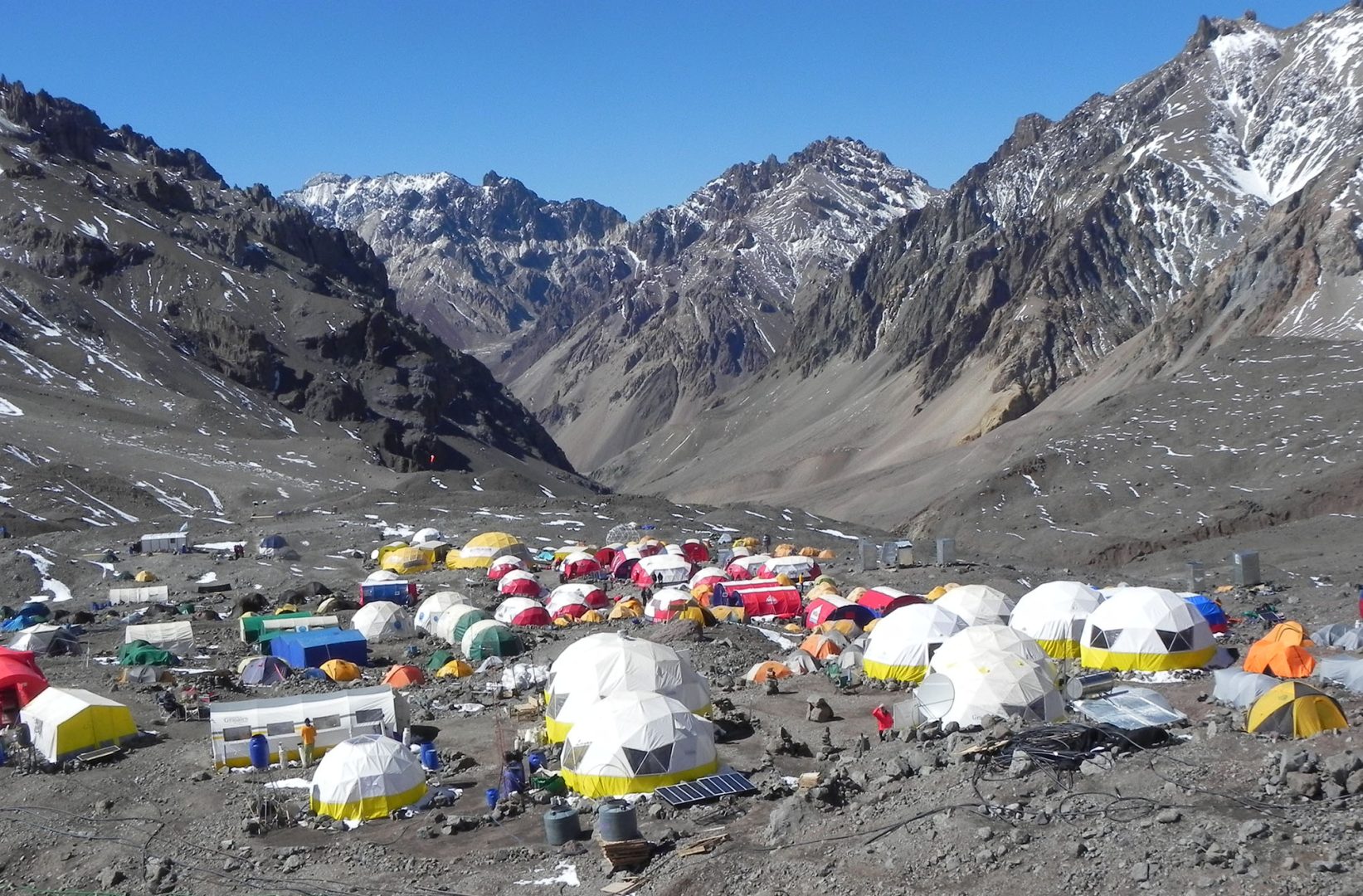 Campamento base de Plaza de Mulas, Parque Aconcagua.