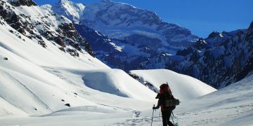 Trekking con raquetas en el Parque Aconcagua. (PH: Gentileza Horacio Cunietti)