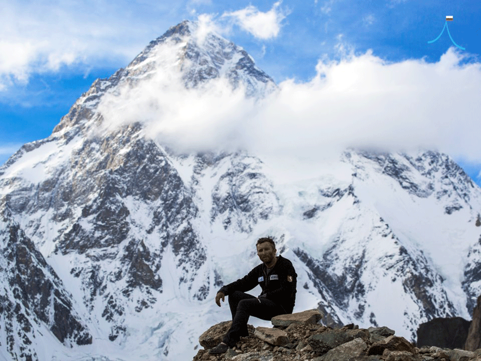 Piotr Tomala, Jefe del “Programa Artura Hajzera polaco de Himalayismo de invierno”, en el K2.