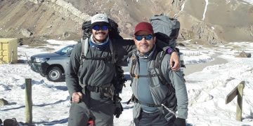 Aconcagua invernal: Dos argentinos intentan el ascenso esta semana