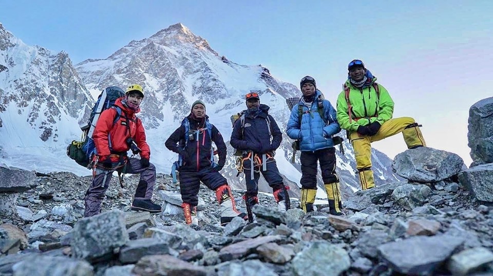 El team encabezadp por Nirmal Nims Purja en el K2.