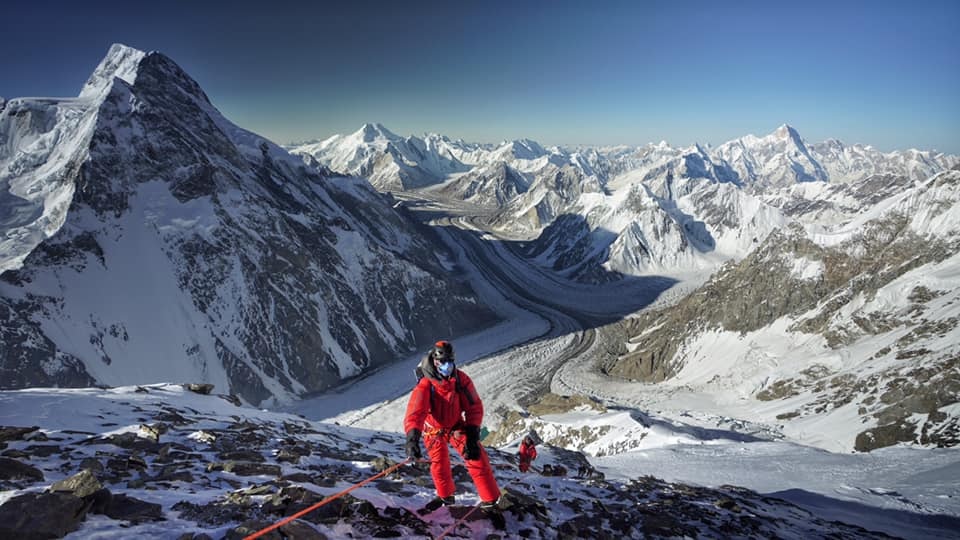 Esteban "Topo" Mena y Carla Pérez, dos grandes montañistas ecuatorianos lograron la cima del K2.