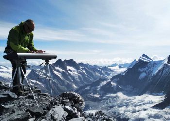 Cada loco con su tema: Música en la cumbre del Eiger