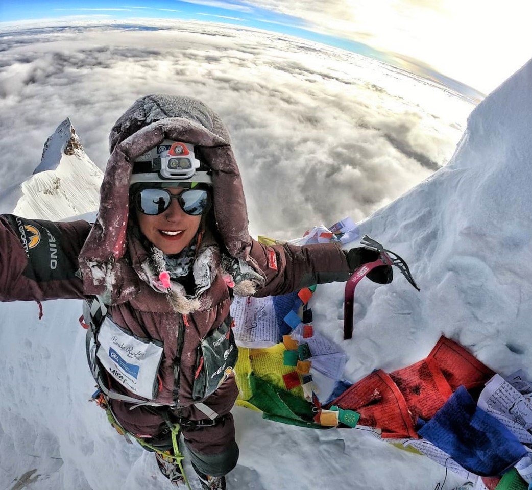 Stefi Troguet (Andorra), hizo cumbre en Manaslu el 26 de septiembre, sin O2 suplementario.