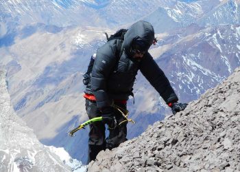 Primer ascenso al cerro De los Diablos, de 5.090 metros