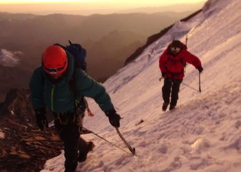 Cumbre por la poco transitada “Directa de Polacos” en Aconcagua