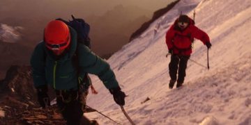 Cumbre por la poco transitada “Directa de Polacos” en Aconcagua