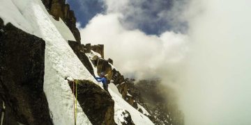 Historias de escalada en el hielo ecuatorial del monte Kenya
