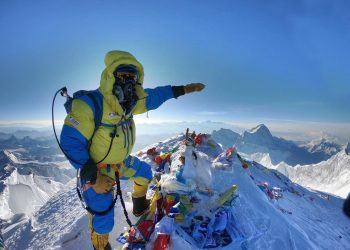 En Everest buscan con tecnología elevar la seguridad en el ascenso