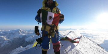 Viridiana Álvarez, más allá de cumbres y reconocimientos 