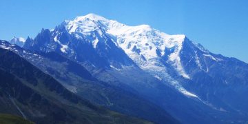 Mont Blanc, el más alto y emblemático de la Unión Europea