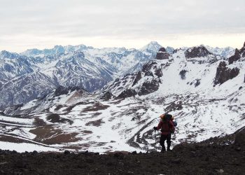 Intento invernal al difícil Sosneado, con un mensaje solidario