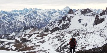 Intento invernal al difícil Sosneado, con un mensaje solidario