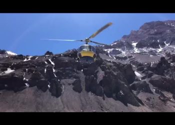 Helicopters AR cumple 17 años de servicio en Aconcagua