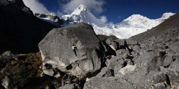 Presentan en Perú el premio Piedra de Oro 2022