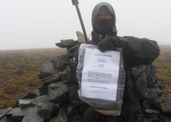 Cumbre en el monte Usborne