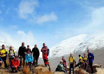 Sendero histórico en Sierra Nevada.