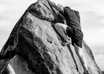Búlder, una modalidad explosiva de escalada