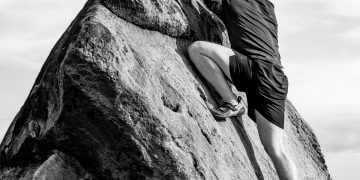 Búlder, una modalidad explosiva de escalada