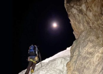 Ascienden por primera vez un 6,500 en el Himalaya de Langtang