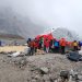 El viento casi vuela el domo-clínica del campo base de Aconcagua