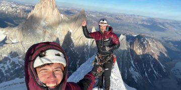 Los hermanos Odell conquistan la cumbre del cerro Torre