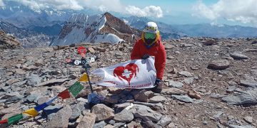 En la cumbre del Aconcagua por la donación de sangre