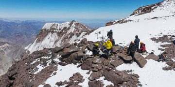 Instalan una red de estaciones meteorológicas en el Aconcagua