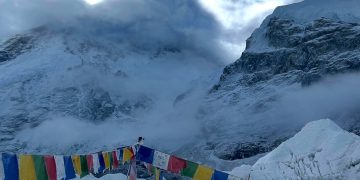 El Everest habló: Andrews y Egloff vuelven a casa sin récord