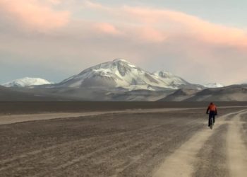 Martín Erroz completó una travesía continua entre el Pacífico y el Ojos del Salado